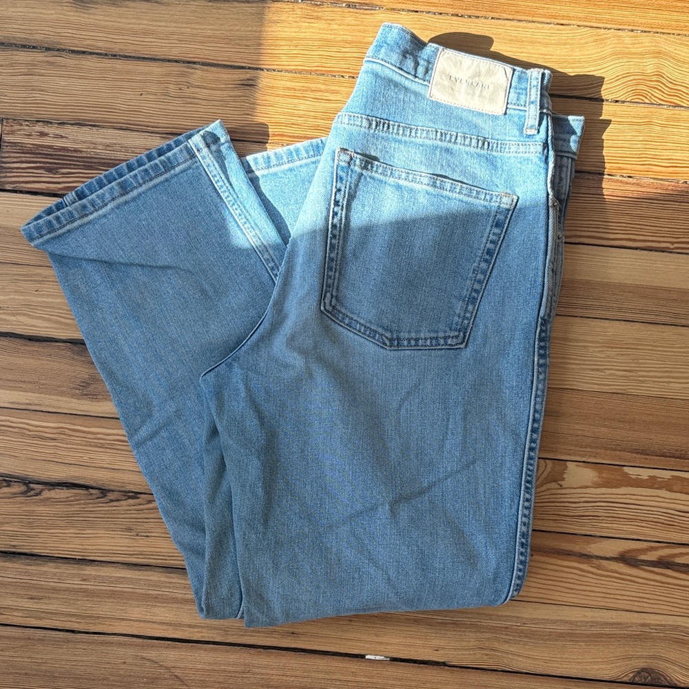 Cheeky bootcut jeans crop